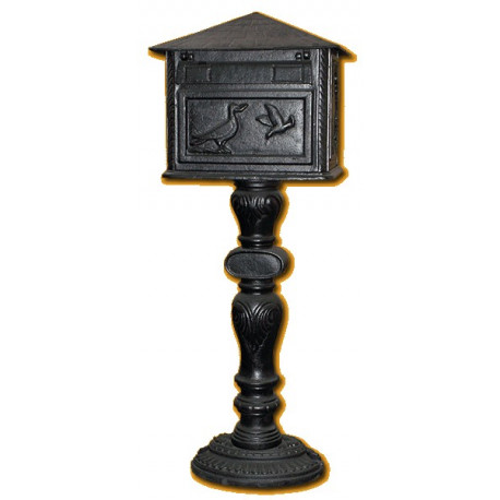 Poštová schránka liatinová na nôžke