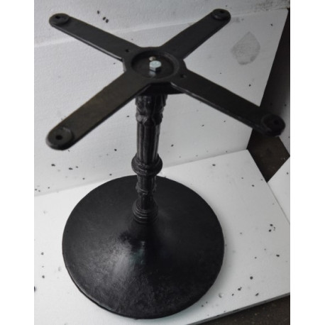 Kaviarenské stolíky - E 14 -základňa kruhová