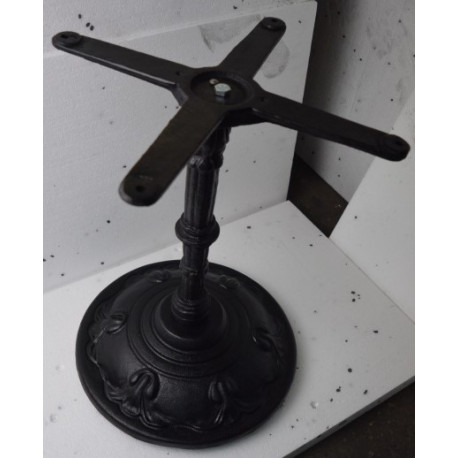 Kaviarenské stolíky - F 14 - základňa kruhová s motívom