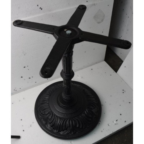 Kaviarenské stolíky - H 14 - základňa kruhová s motívom veľkým