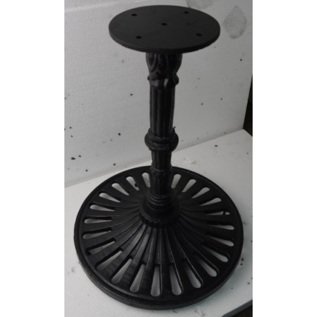 Kaviarenské stolíky - K 13 - základňa kruhová slniečko